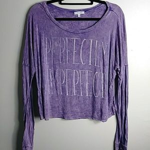 GRAPHIC TEE CROP TOP BY DELIAS